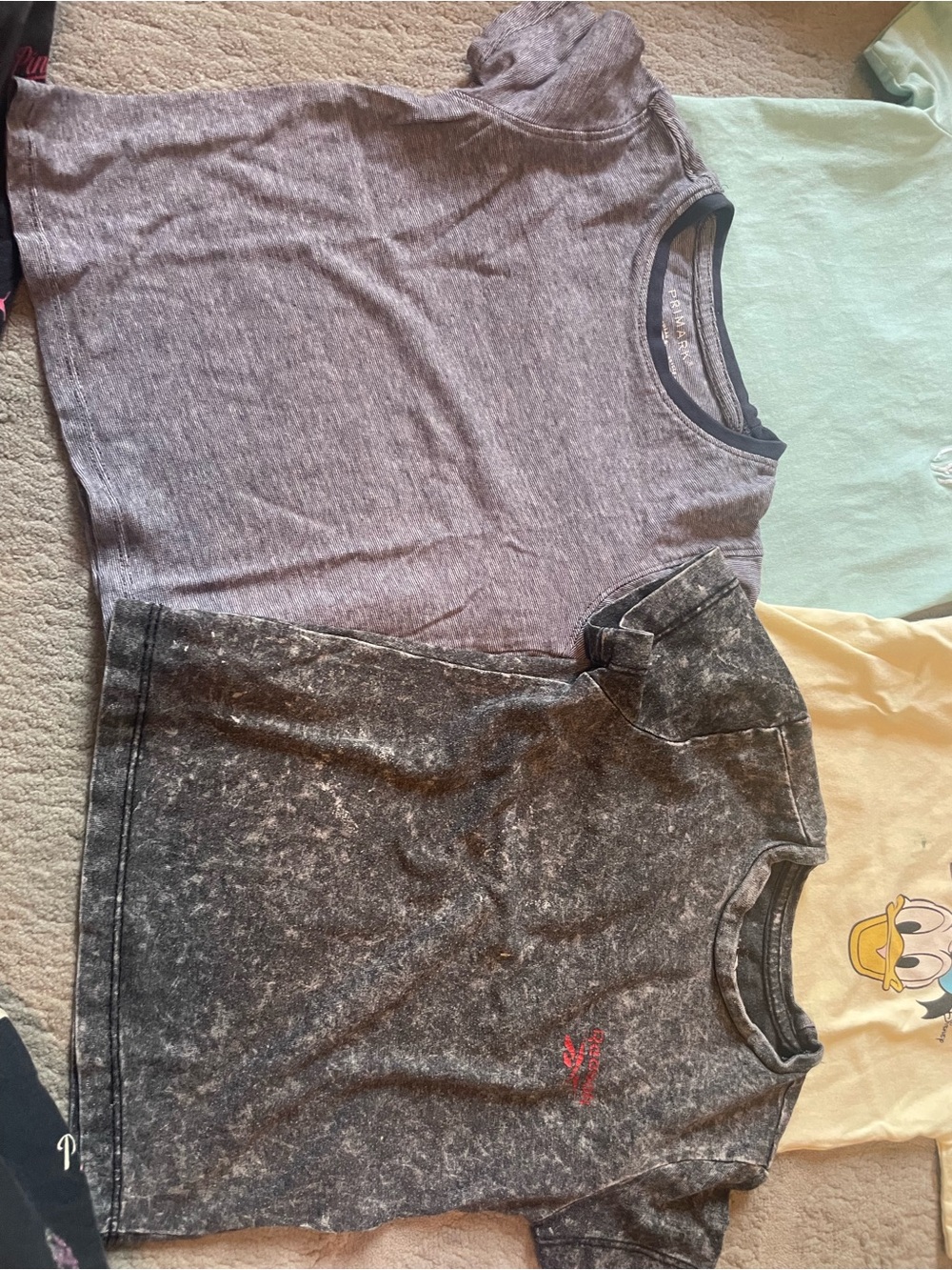 T shirts bundle - Picture 4 of 8